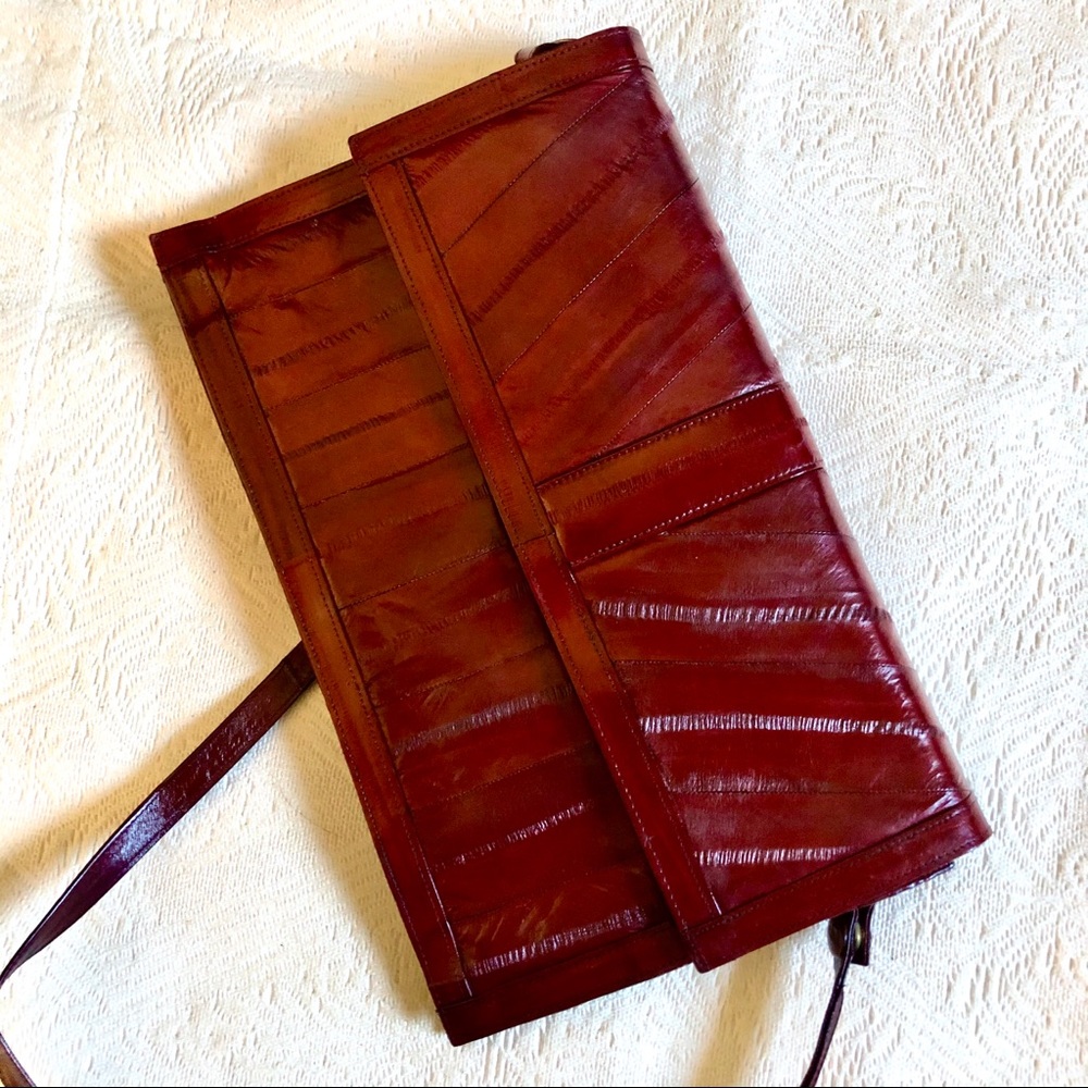 Rare Vintage blood red eel skin purse.